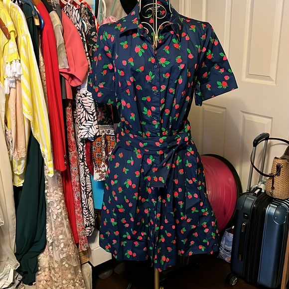 Kate Spade ♠️ strawberry shirt dress - Picture 5 of 14